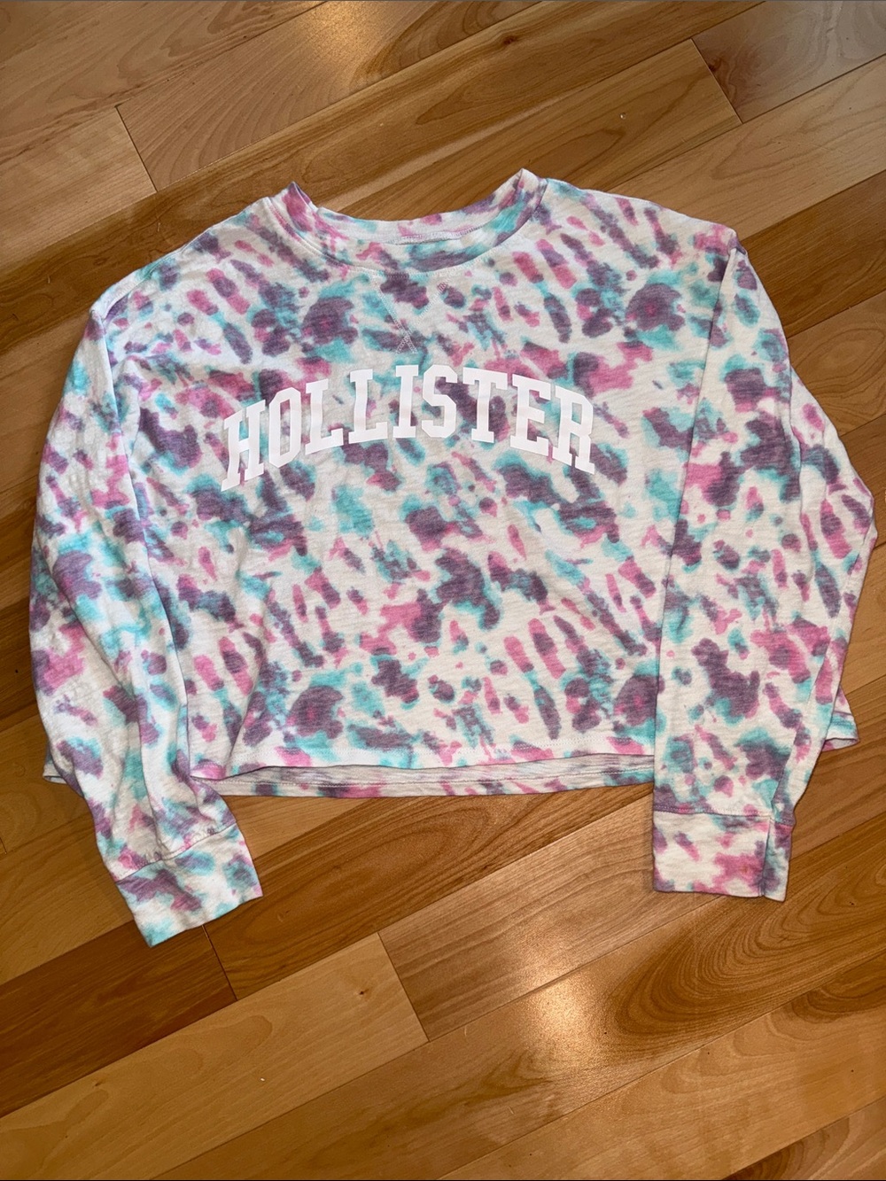 Hollister Pastel Pink Teal Lavender Tie-Dye Cropped long sleeve EUC XS